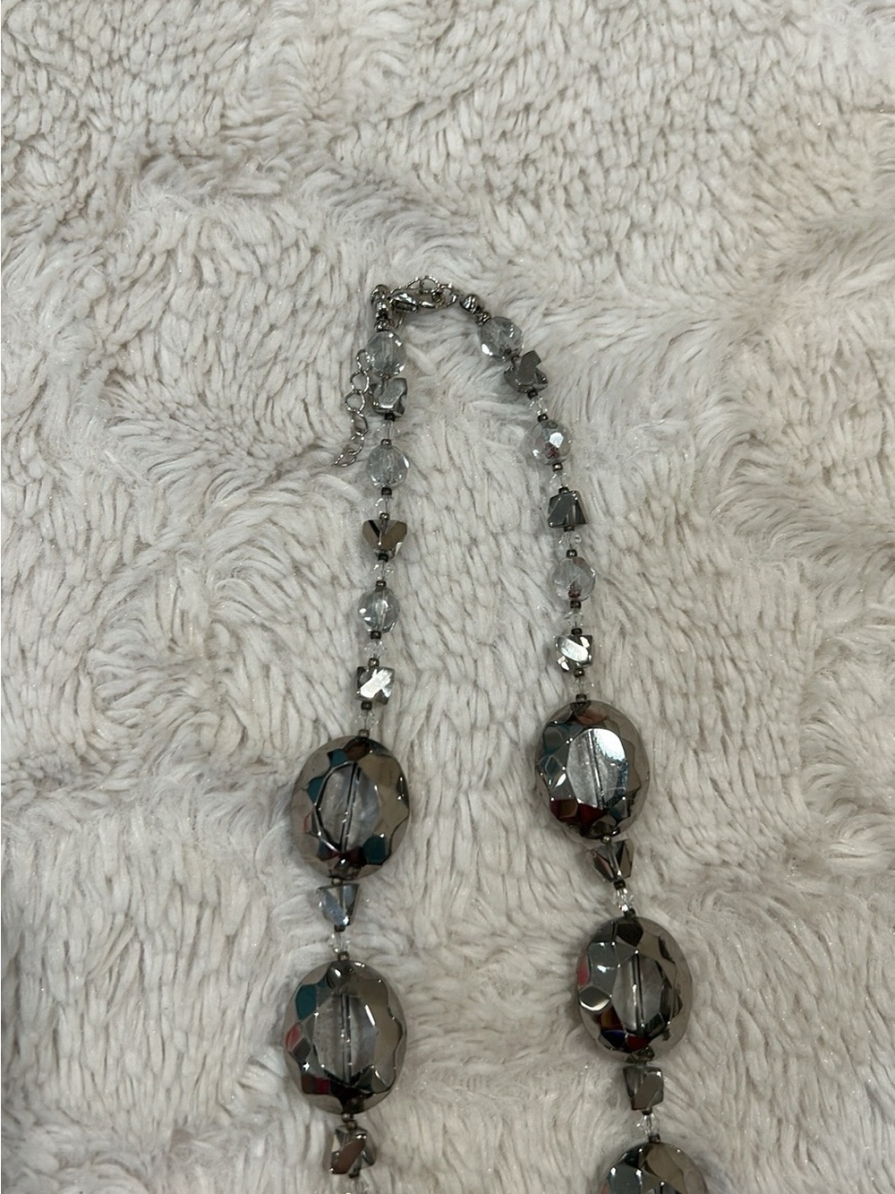 Elegant Faceted Bead Necklace - Women's Jewelry - Picture 2 of 2
